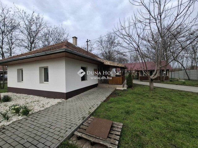 Eladó családi ház, Tápiószelén 35 M Ft, 4 szobás