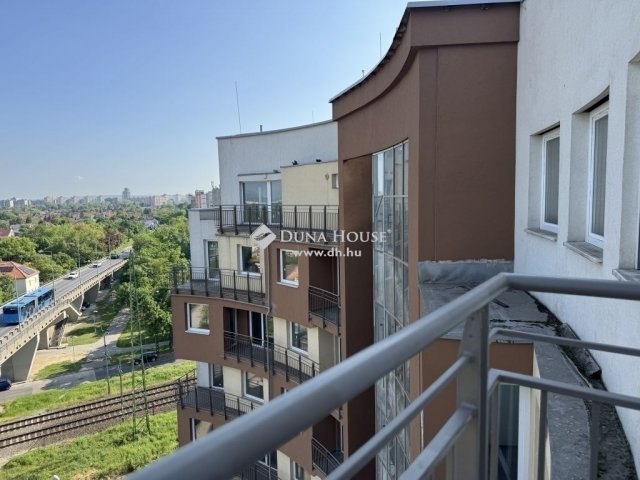Eladó téglalakás, Budapesten, XIV. kerületben 75 M Ft, 2 szobás