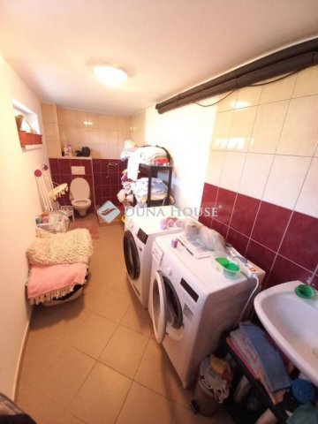 Eladó családi ház, Veszprémben 129.9 M Ft, 4 szobás