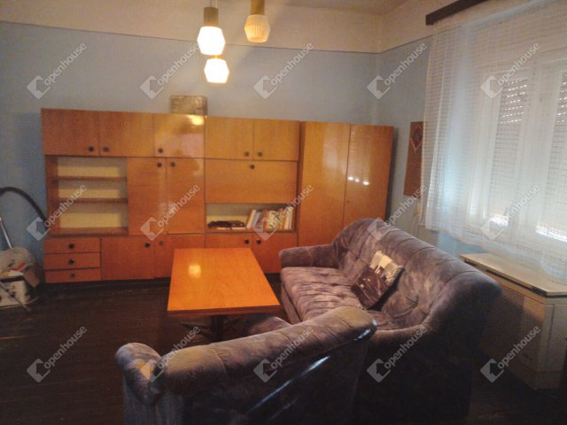 Eladó családi ház, Békéscsabán 18.5 M Ft, 2 szobás