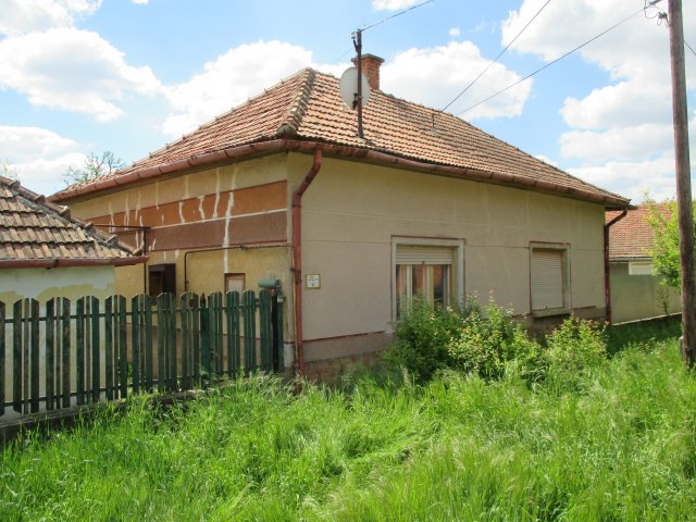 Eladó családi ház, Nagyszénáson 7.5 M Ft, 3 szobás