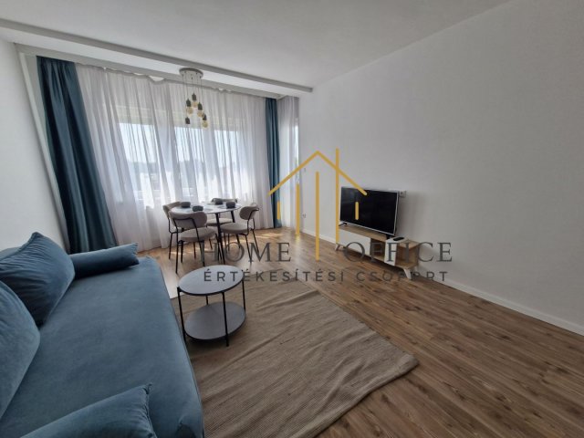 Kiadó téglalakás, albérlet, Debrecenben 295 E Ft / hó, 3 szobás