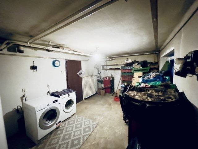 Eladó családi ház, Fóton 154 M Ft, 7 szobás