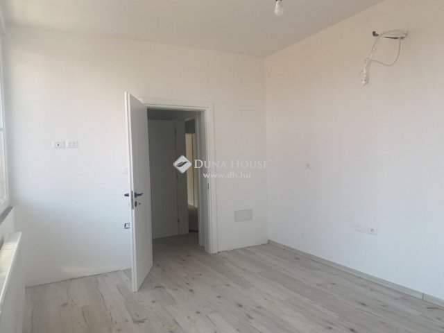 Eladó családi ház, Üllőn 115.1 M Ft, 4 szobás
