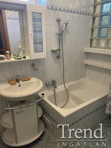 Eladó telek, Dunaújvárosban 55 M Ft, 5 szobás