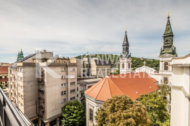 Eladó téglalakás, Budapesten, V. kerületben 279 M Ft, 2+1 szobás