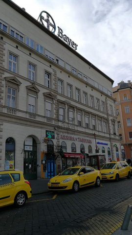 Eladó ipari ingatlan, Budapesten, I. kerületben 766.422 M Ft