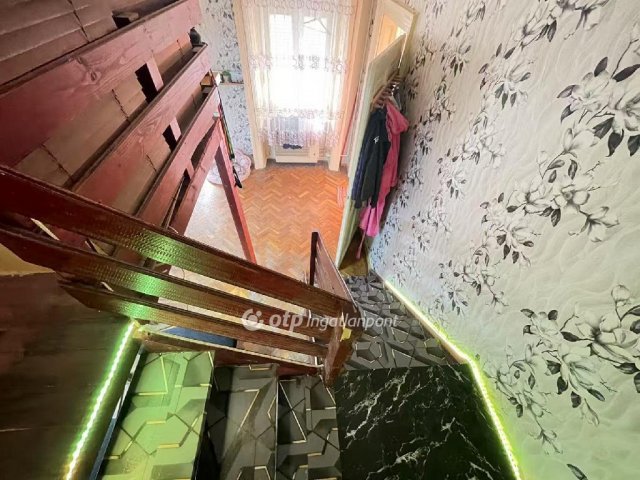 Eladó téglalakás, Budapesten, VIII. kerületben 39.9 M Ft