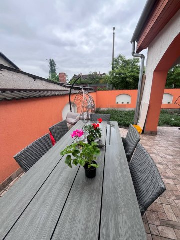 Eladó családi ház, Budapesten, XX. kerületben 130 M Ft, 4 szobás