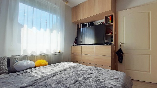Eladó családi ház, Harkán 99 M Ft, 3 szobás