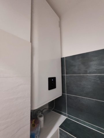 Eladó téglalakás, Komlón 25.99 M Ft, 2+2 szobás