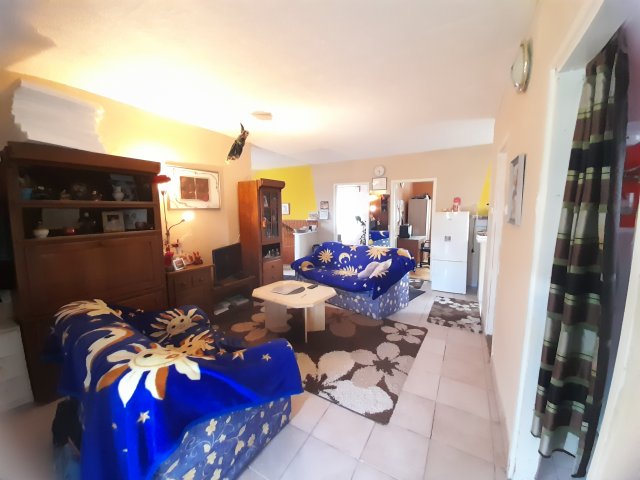 Eladó családi ház, Gödöllőn 89.9 M Ft, 7 szobás