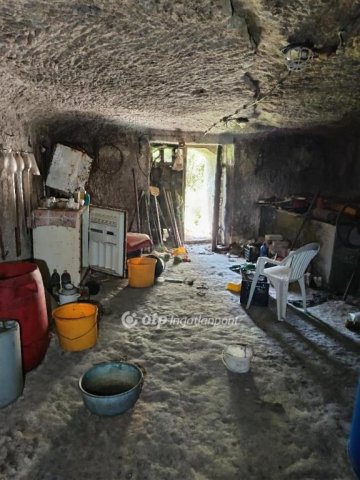 Eladó mezogazdasagi ingatlan, Egerben 1.2 M Ft