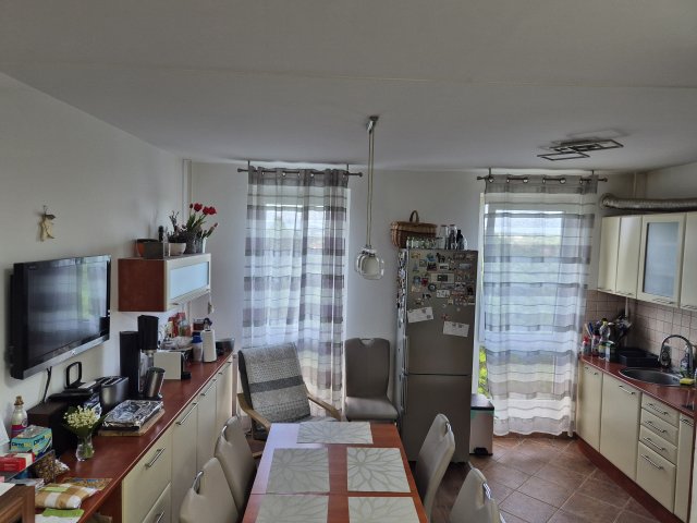 Eladó panellakás, Pécsett, Csikor Kálmán utcában 46.2 M Ft