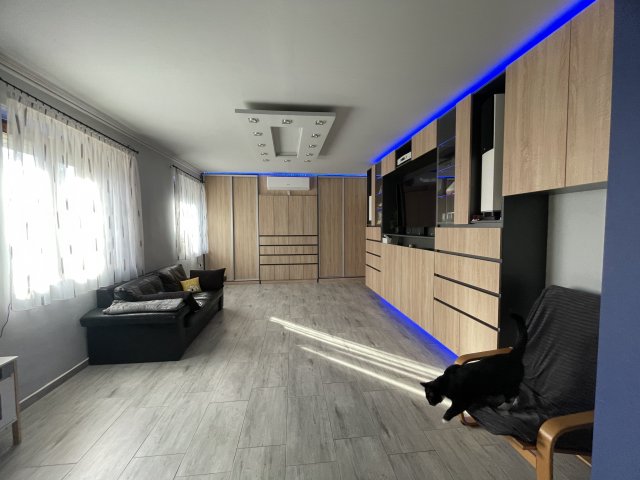 Eladó családi ház, Csömörön 119.9 M Ft, 3 szobás