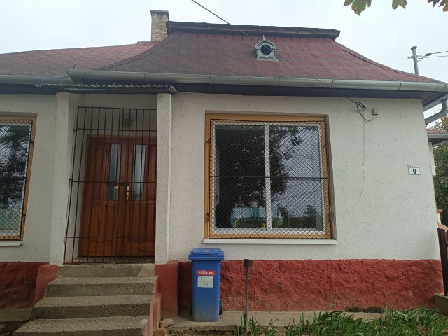 Eladó családi ház, Kocsolán 9.5 M Ft, 2 szobás