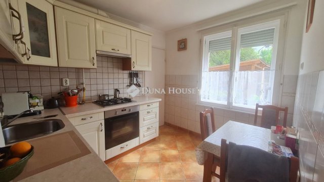 Eladó családi ház, Zalaegerszegen 72 M Ft, 4 szobás