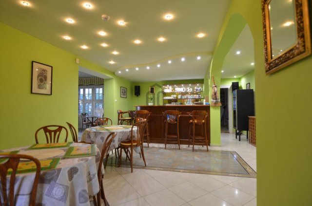 Eladó hotel, Balatonföldváron 995 M Ft / költözzbe.hu