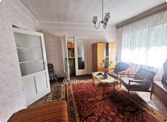 Eladó családi ház, Baján 45 M Ft, 3+1 szobás
