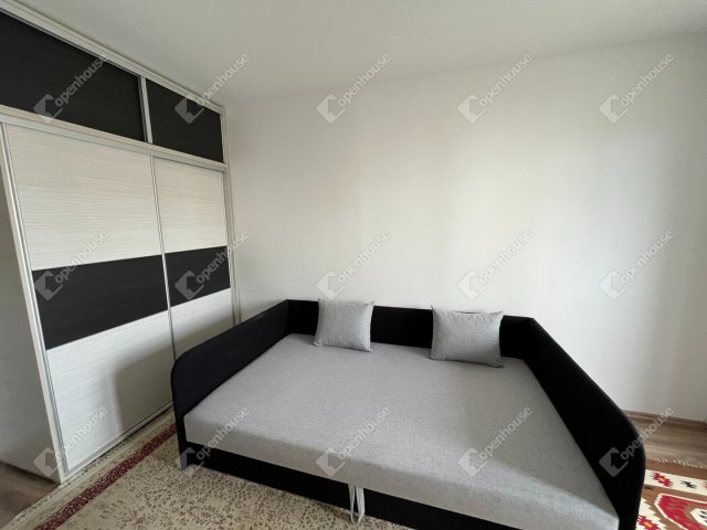 Kiadó téglalakás, albérlet, Debrecenben 300 E Ft / hó, 2 szobás