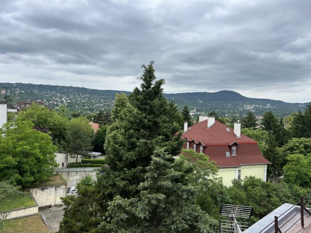 Eladó sorház, Budapesten, II. kerületben 260 M Ft, 5+2 szobás