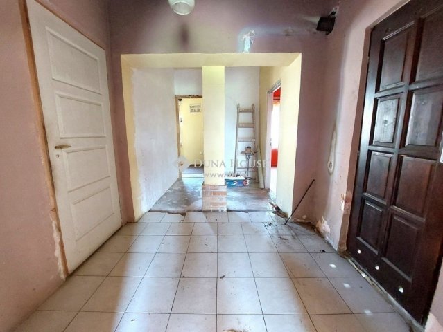 Eladó családi ház, Maglódon 47 M Ft, 7 szobás
