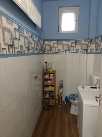 Eladó családi ház, Tiszaföldváron 29.99 M Ft, 4+1 szobás