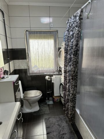 Eladó családi ház, Gyömrőn 189 M Ft, 16 szobás