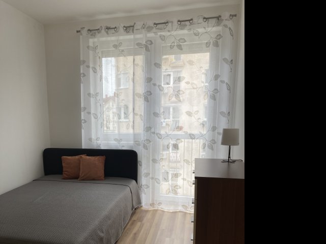 Kiadó panellakás, albérlet, Debrecenben 200 E Ft / hó