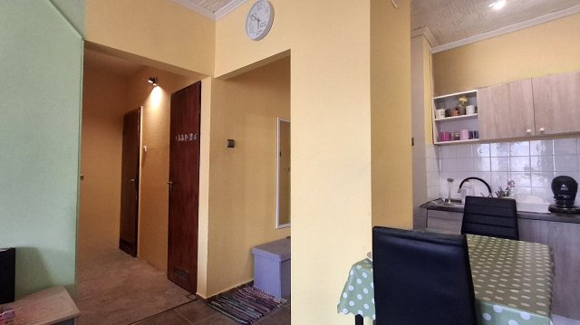 Eladó téglalakás, Gyöngyösön 25.2 M Ft, 2 szobás
