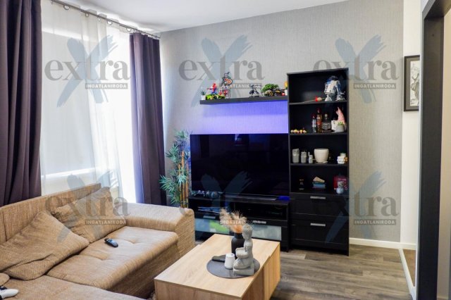 Eladó téglalakás, Szegeden 34 M Ft, 1+1 szobás