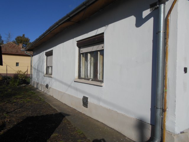Eladó családi ház, Kaszaperen, Rákóczi utcában 4.7 M Ft