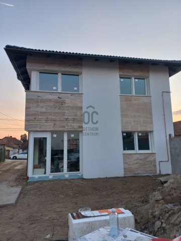 Eladó ikerház, Dunaharasztin 110 M Ft, 5 szobás
