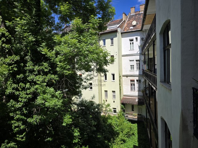 Eladó téglalakás, Budapesten, XII. kerületben 88 M Ft, 2 szobás