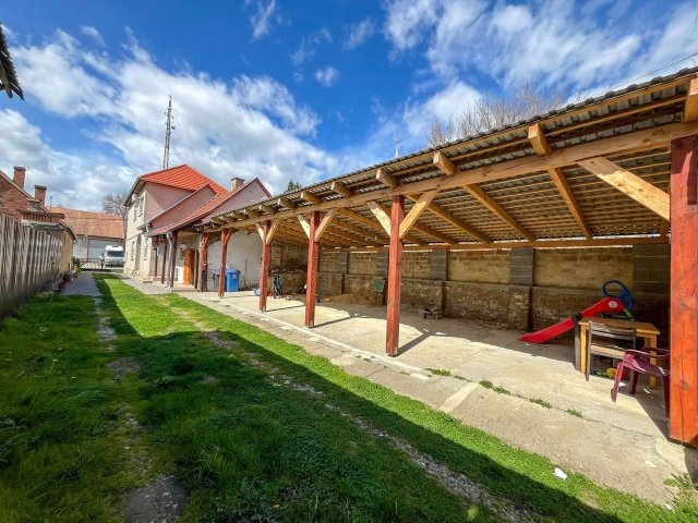 Eladó családi ház, Sellyén 33.9 M Ft, 6 szobás