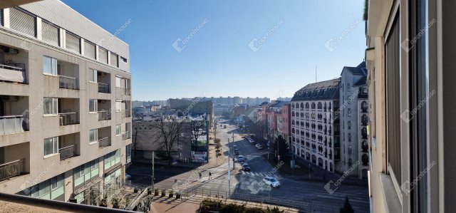 Eladó téglalakás, Miskolcon, Arany János téren 74.99 M Ft