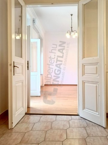 Kiadó téglalakás, albérlet, Budapesten, VI. kerületben
