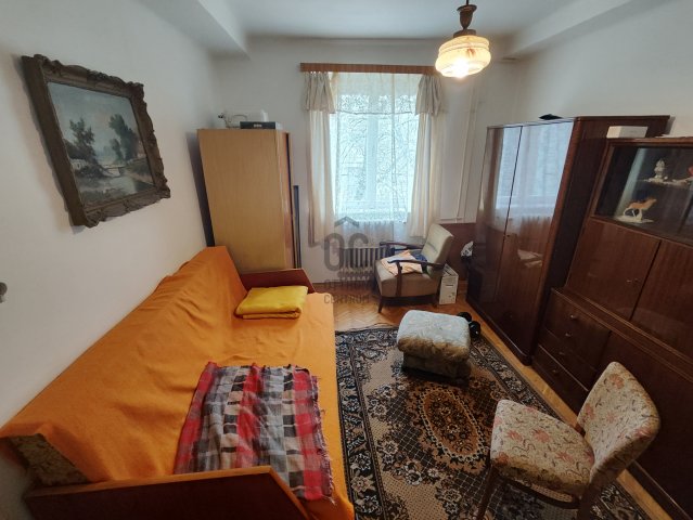 Eladó téglalakás, Várpalotán 27.9 M Ft, 3 szobás