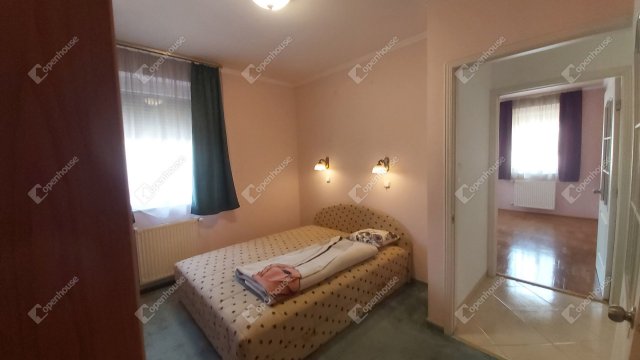 Eladó téglalakás, Győrött 58 M Ft, 3 szobás