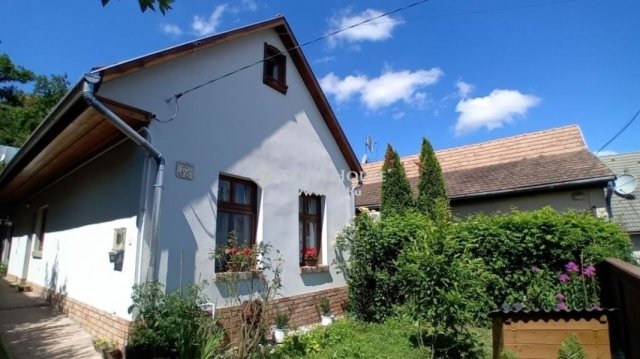 Eladó családi ház, Törökbálinton 107 M Ft, 5 szobás