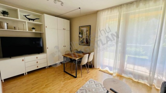 Kiadó téglalakás, albérlet, Budapesten, III. kerületben
