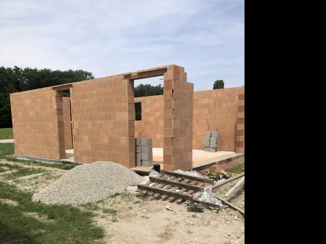 Eladó családi ház, Máriakálnokon 73.8 M Ft, 3+1 szobás