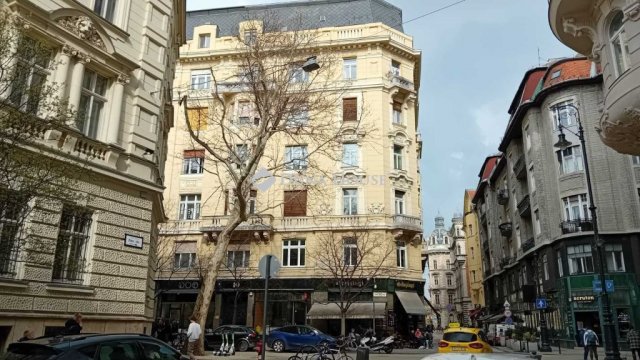 Eladó téglalakás, Budapesten, V. kerületben 296 M Ft, 3 szobás