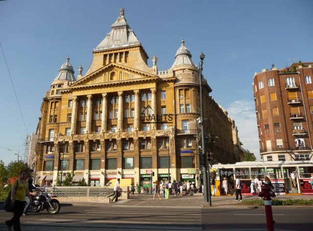 Eladó téglalakás, Budapesten, VI. kerületben 114.9 M Ft