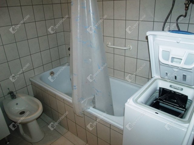 Kiadó téglalakás, albérlet, Pacsán 120 E Ft / hó, 1 szobás