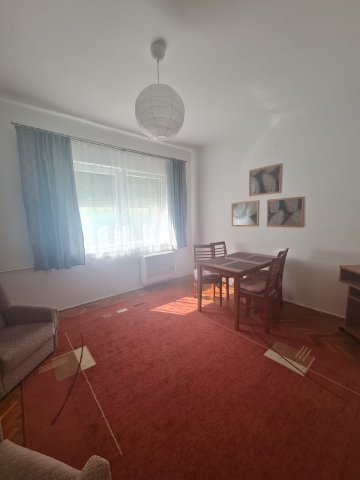 Kiadó ikerház, albérlet, Budapesten, II. kerületben, 2+1 szobás