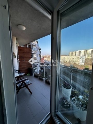 Eladó téglalakás, Budapesten, XXI. kerületben 63.9 M Ft