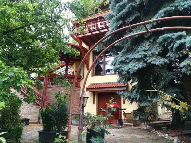 Kiadó családi ház, albérlet, II. kerületben, Tárkony utcában
