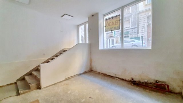 Eladó üzlethelyiség, Budapesten, IX. kerületben 58 M Ft