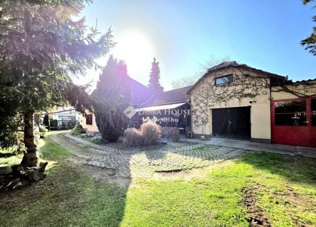 Eladó családi ház, Gyömrőn 119.9 M Ft, 4 szobás